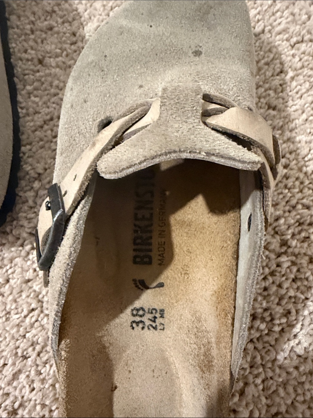 Birkenstocks 7.5 Clogs - Picture 4 of 4